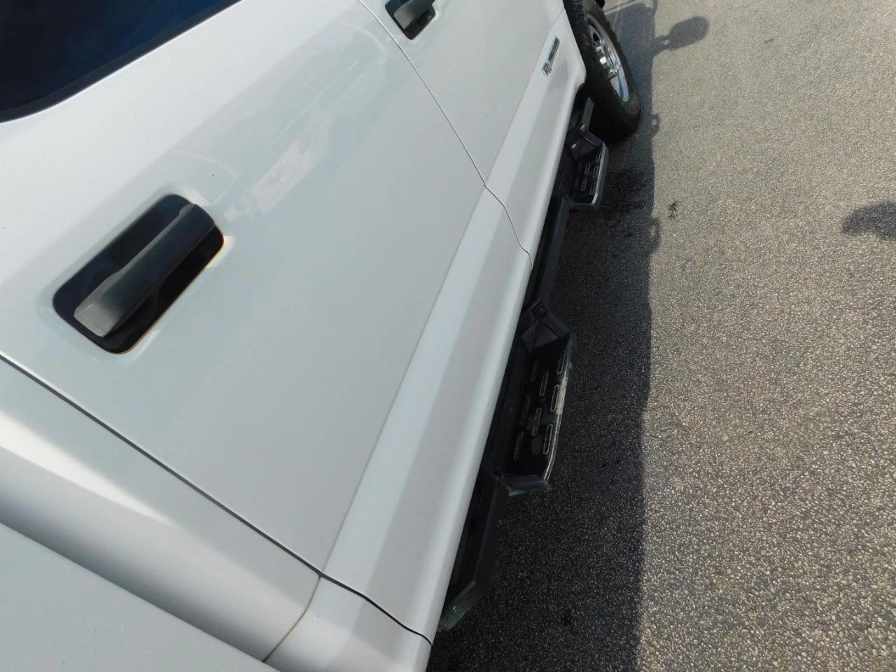 Used 2020 White Ford XL 4WD Crew Cab 6.75 ft Box image 11