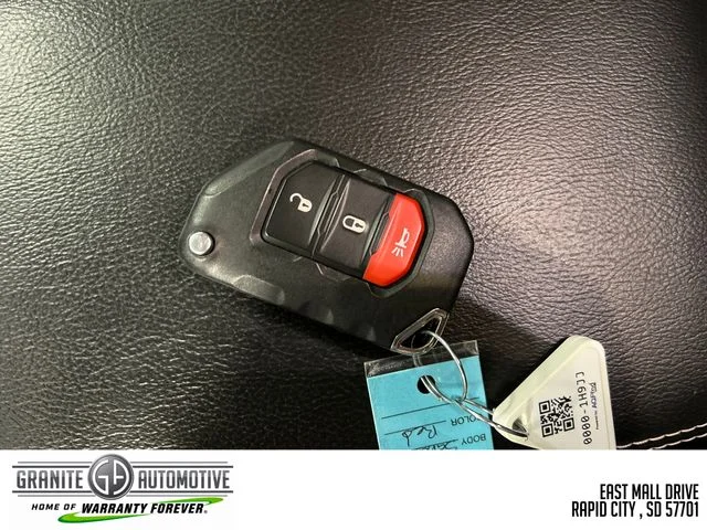 2023 Jeep Wrangler 4-Door Sahara - Photo 28