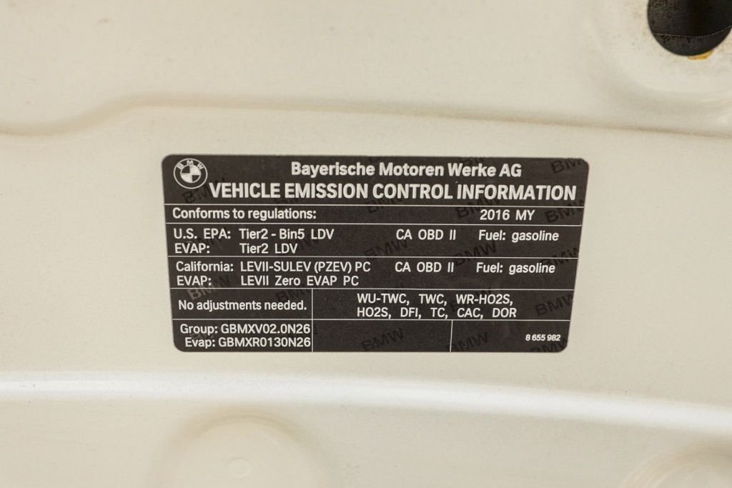 Used 2016 White BMW 328i image 35