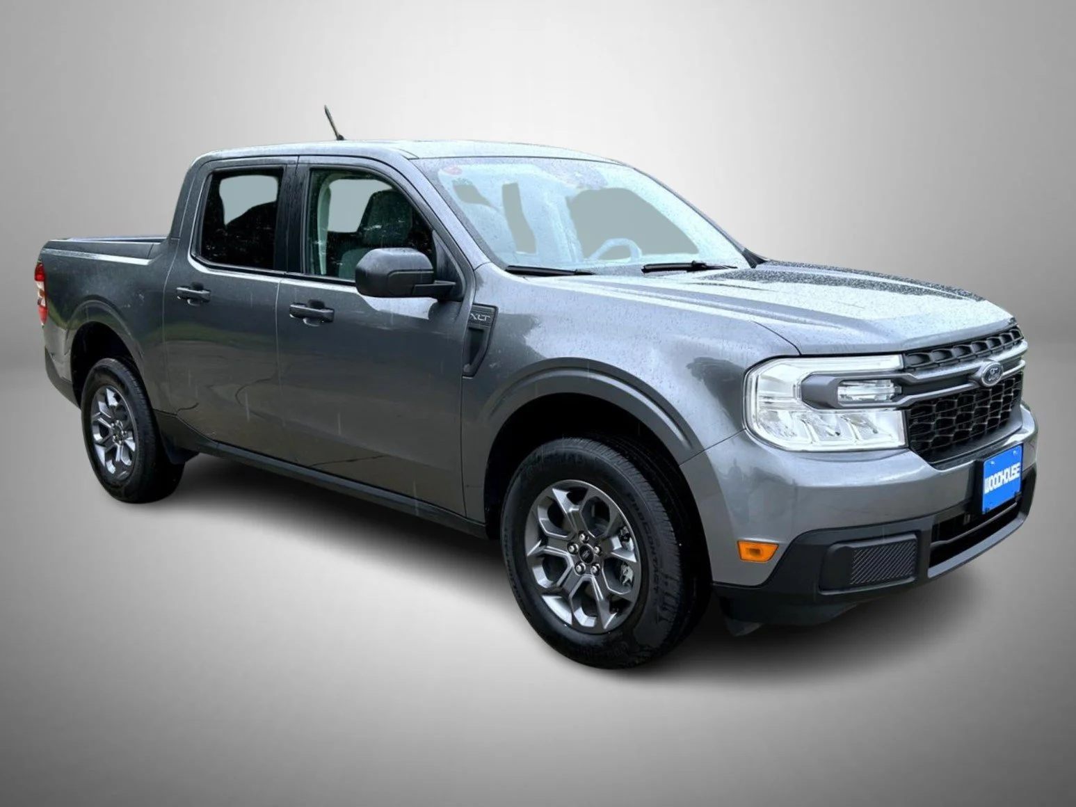 Used 2022 Gray Ford XLT image 3
