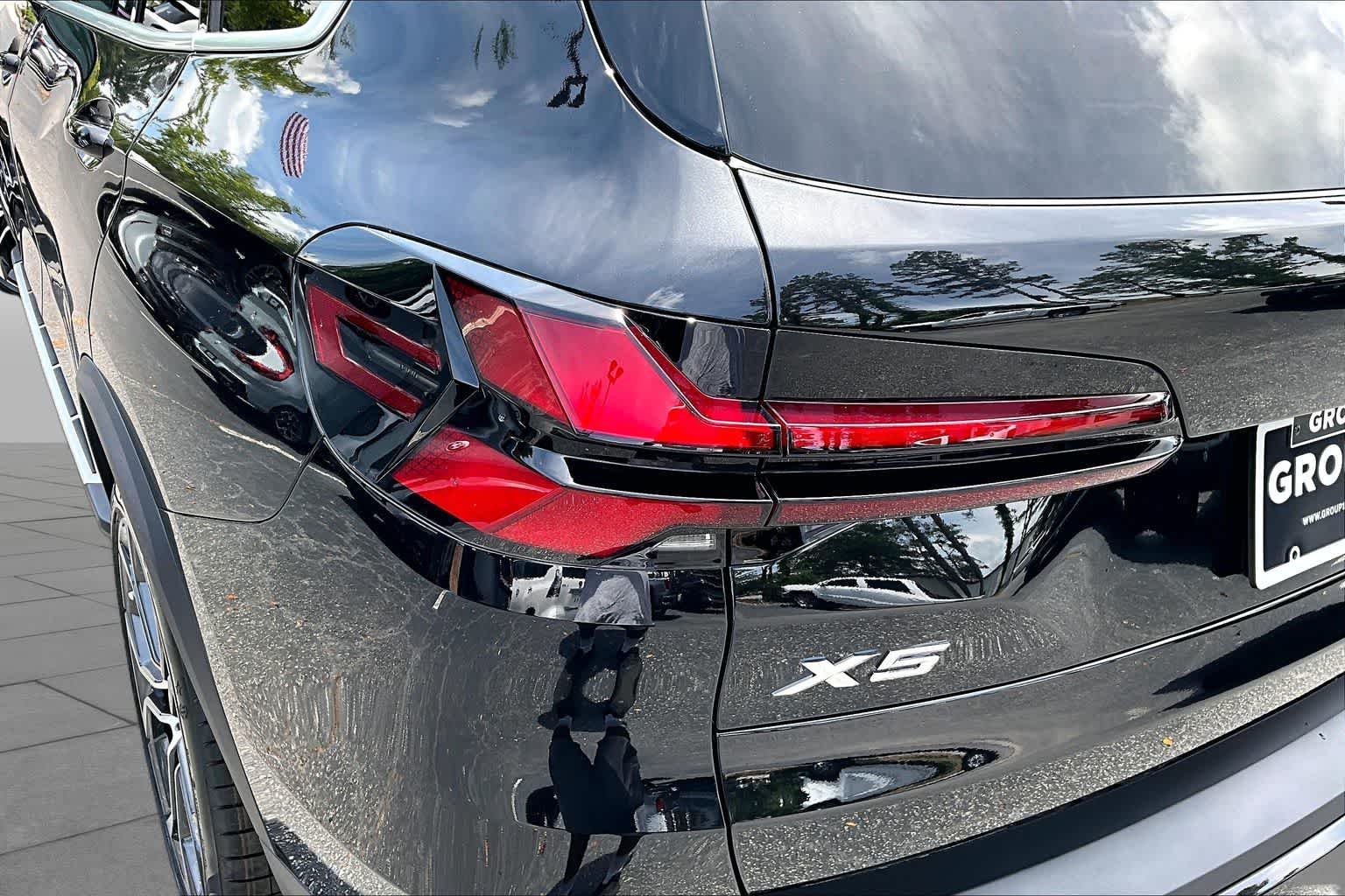 New 2026 Black Sapphire Metallic BMW xDrive40i image 14