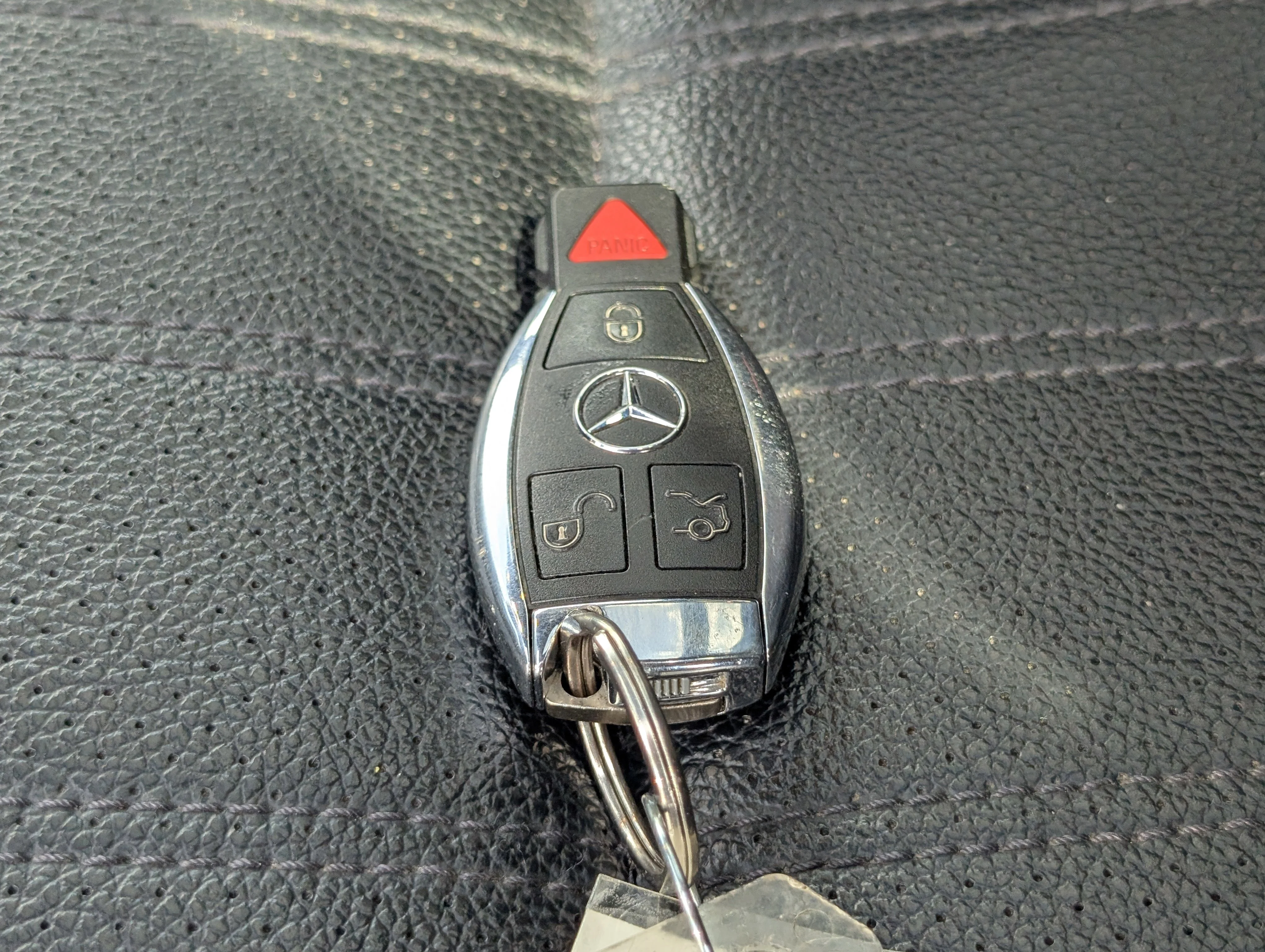 Used 2016 Black Mercedes-Benz GLE 350d image 35