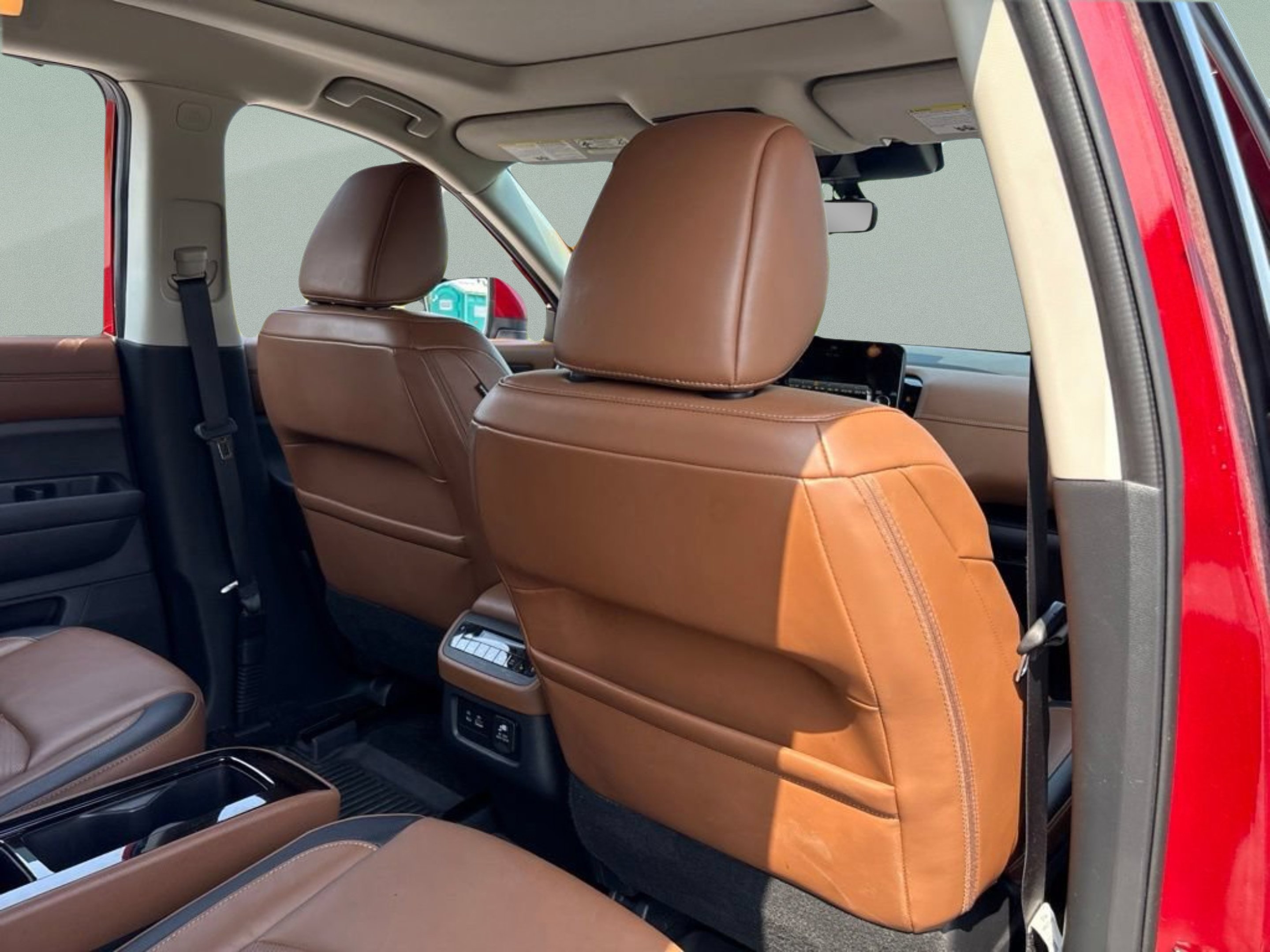 Used 2024 Scarlet Ember Nissan Platinum image 24