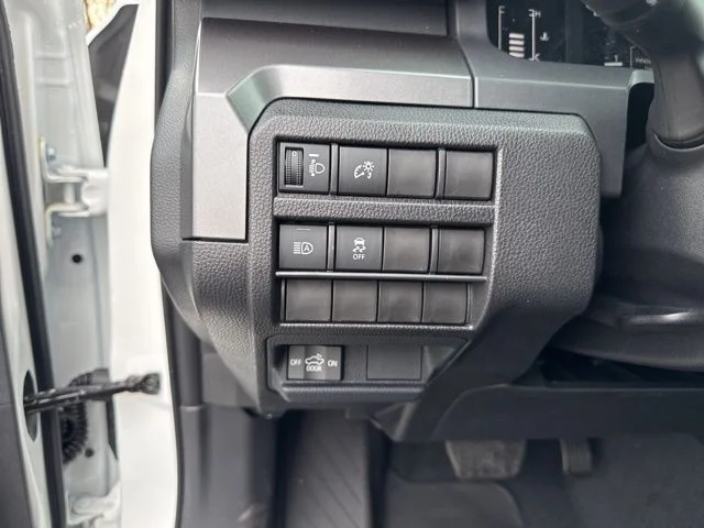 2026 Toyota Tacoma SR5 - Photo 22