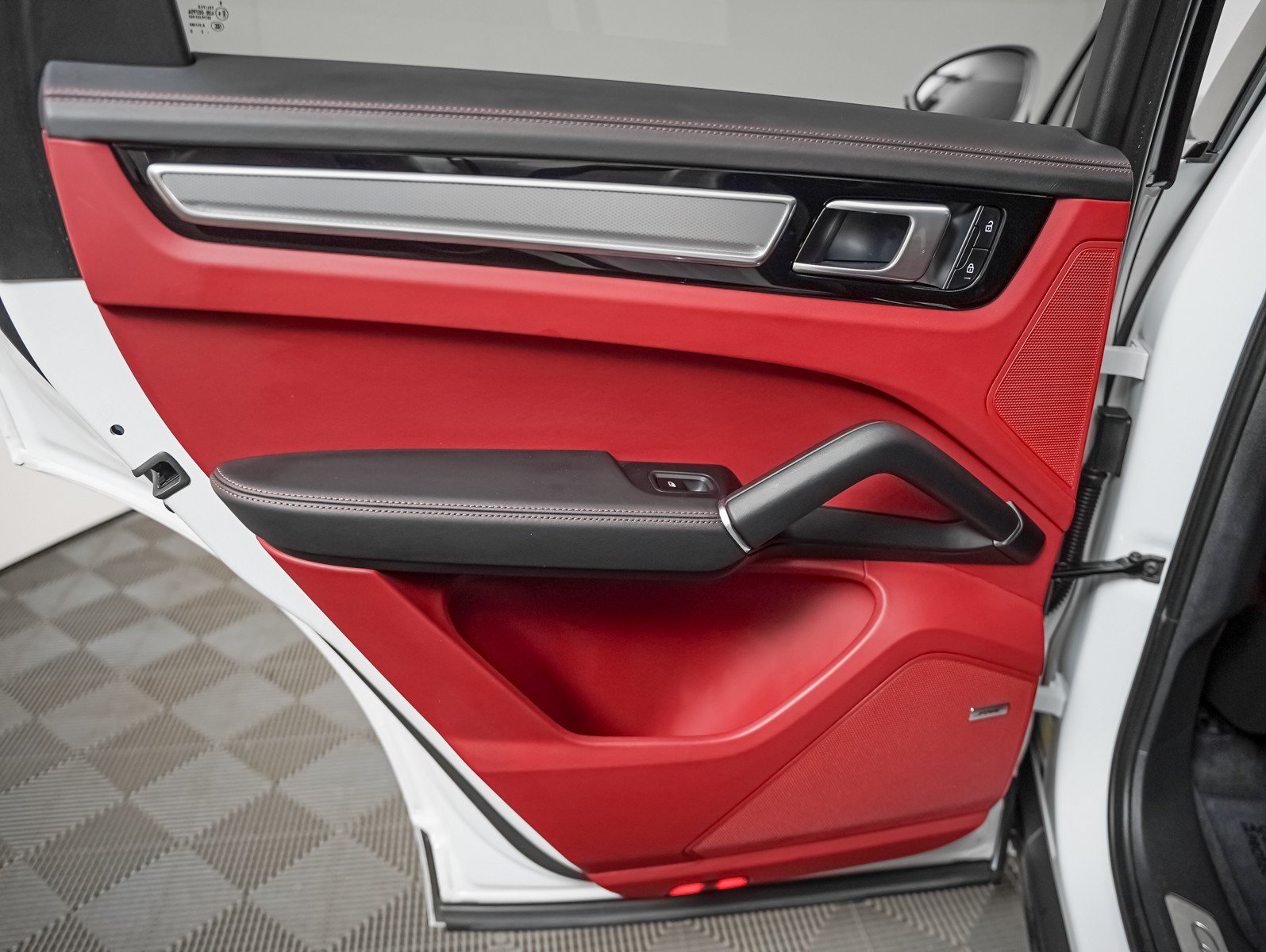 Certified Used 2023 CARRARA WHITE Porsche Platinum Edition Coupe image 28