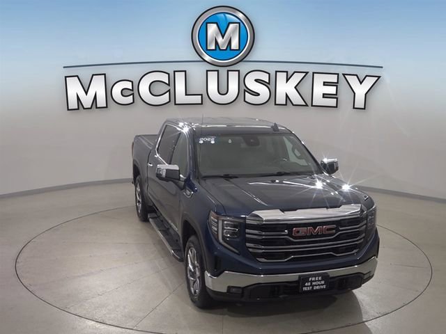 2022 GMC Sierra 1500 SLT - Photo 8