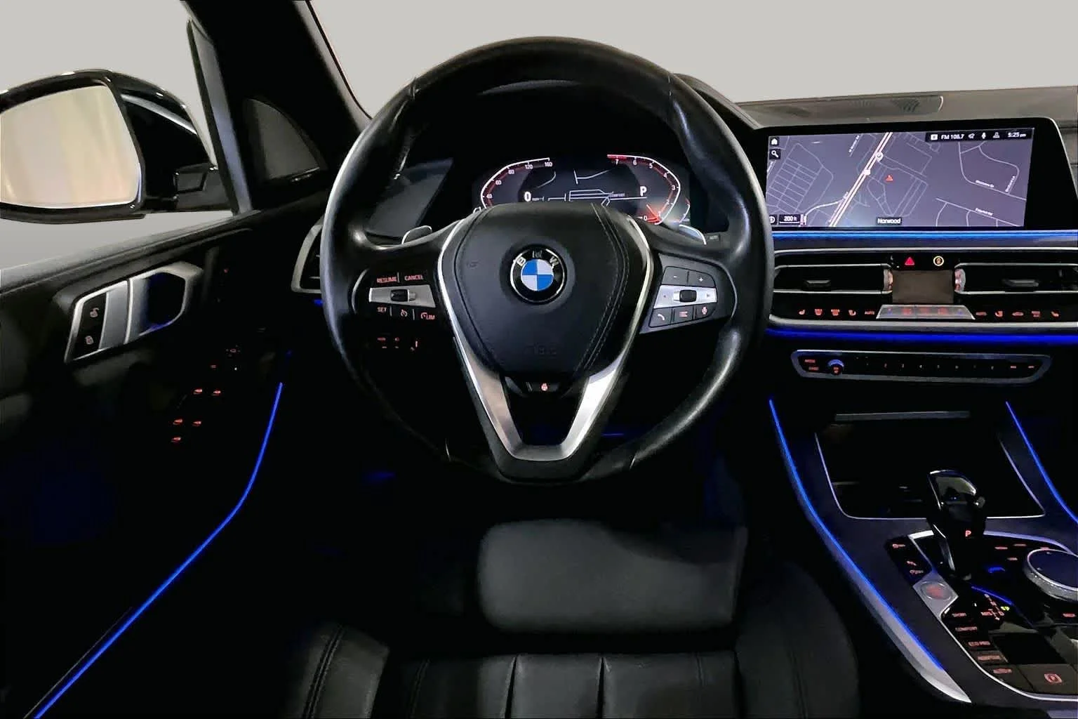 Certified Used 2019 Jet Black BMW xDrive40i image 9