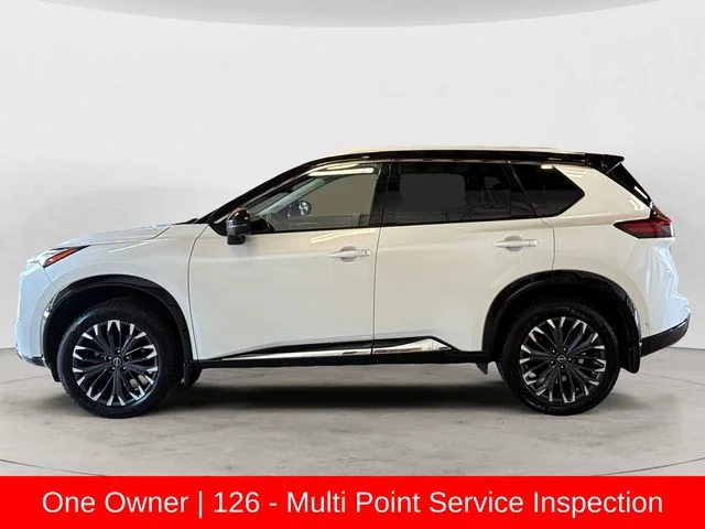 Used 2024 White Nissan Platinum image 2