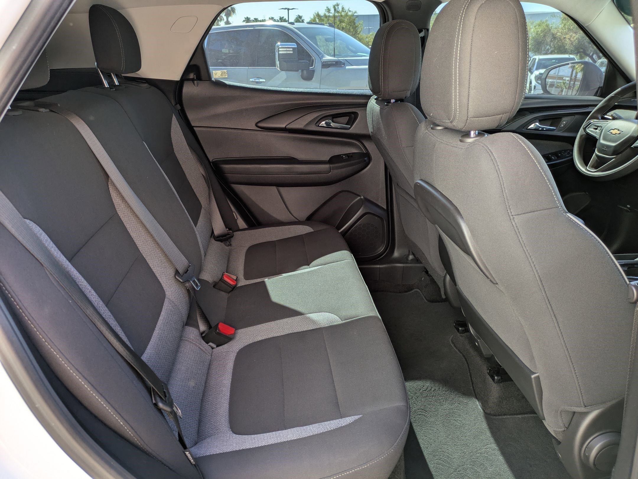 Used 2021 Summit White Chevrolet LS image 26