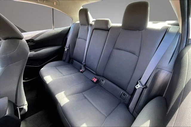 Used 2022 Silver Toyota LE image 21