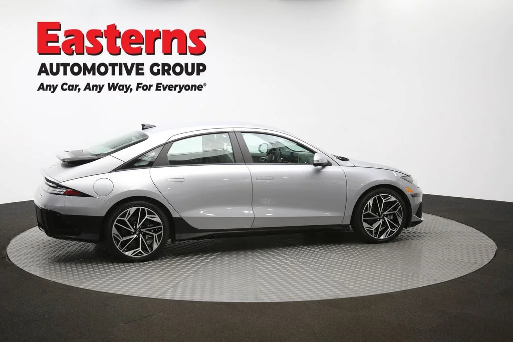 Used 2023 Silver Hyundai SEL image 43