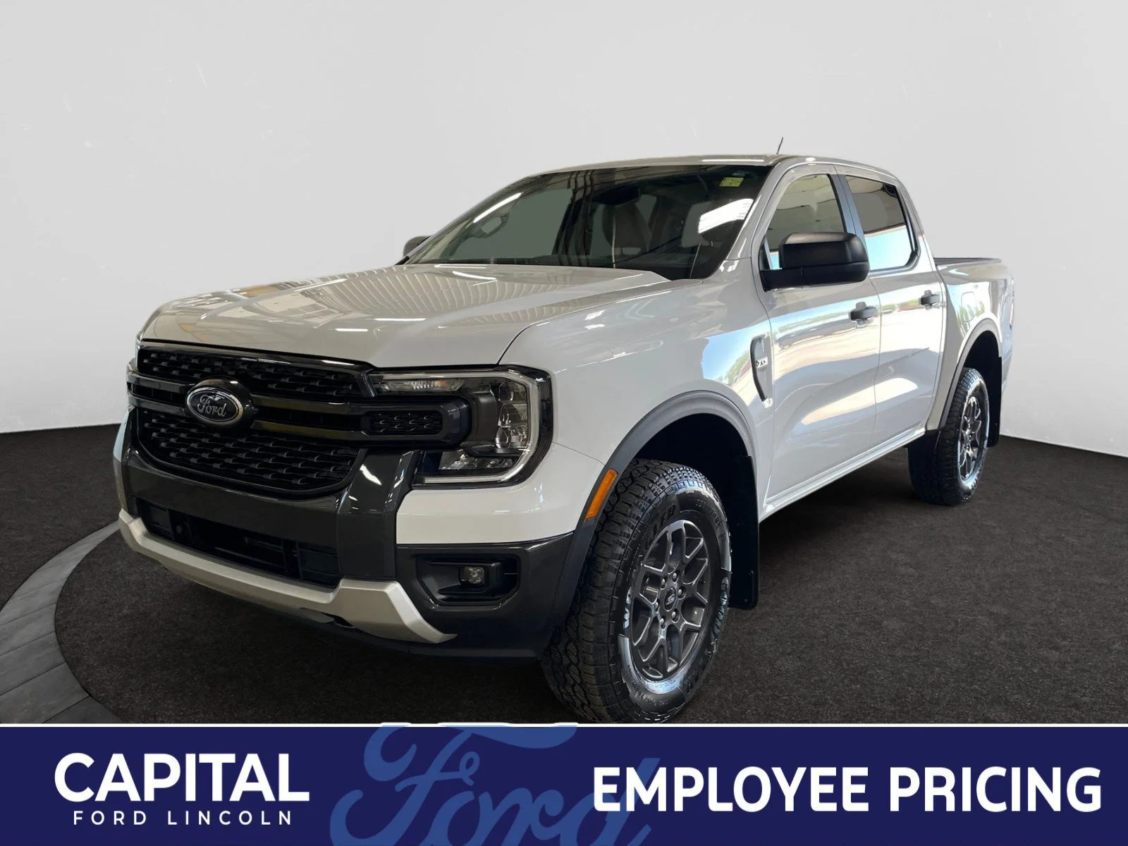New 2026 Oxford White Ford XLT image 1