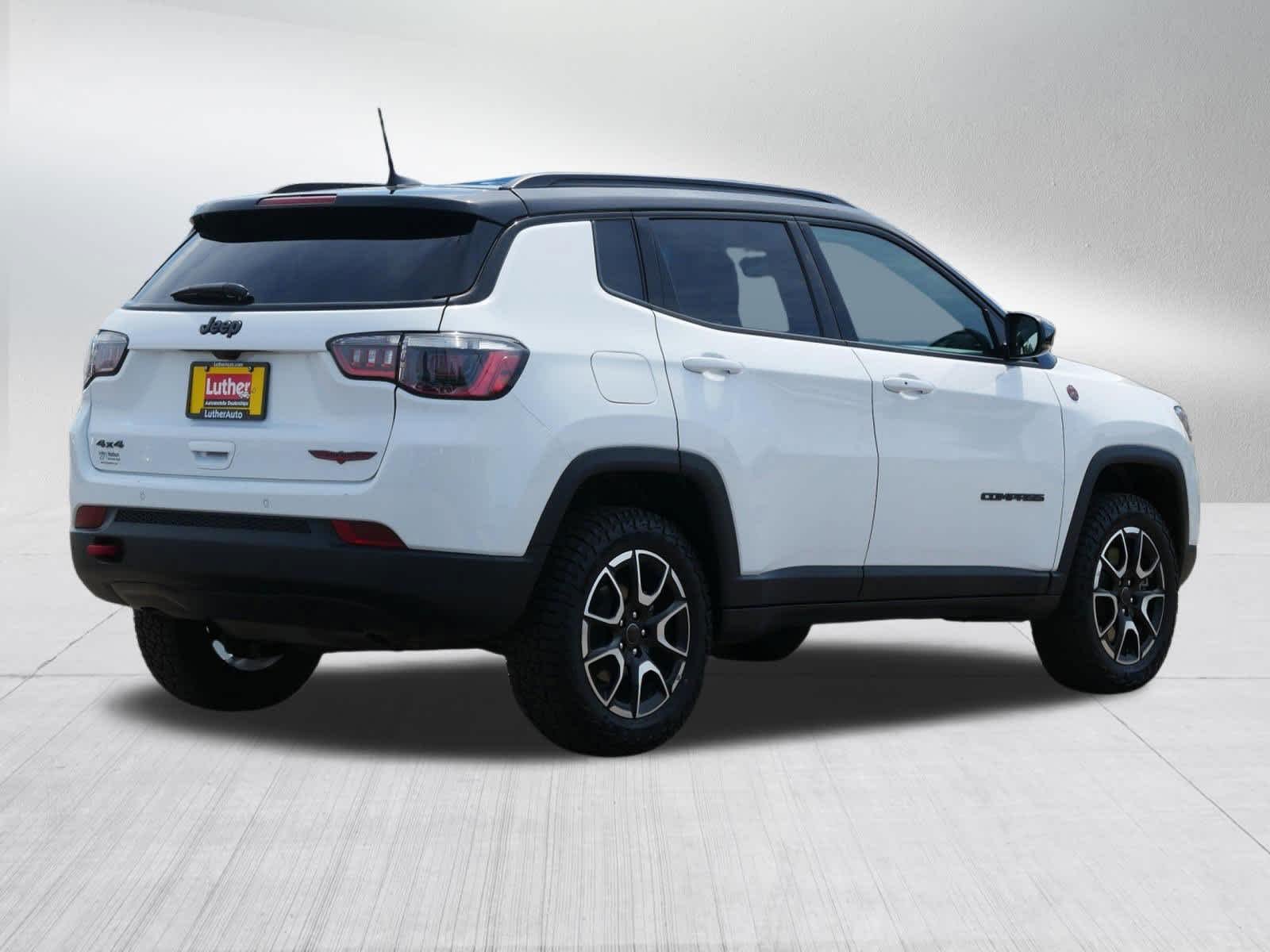 2025 Jeep Compass Trailhawk - Photo 7