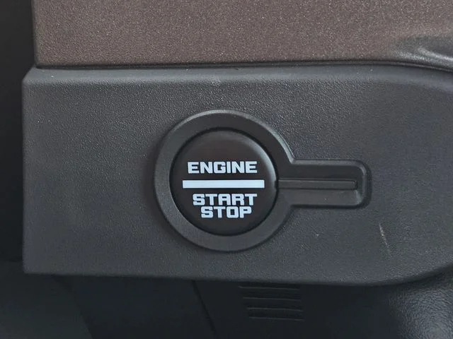 2025 Ford Bronco 4-Door Base - Photo 22
