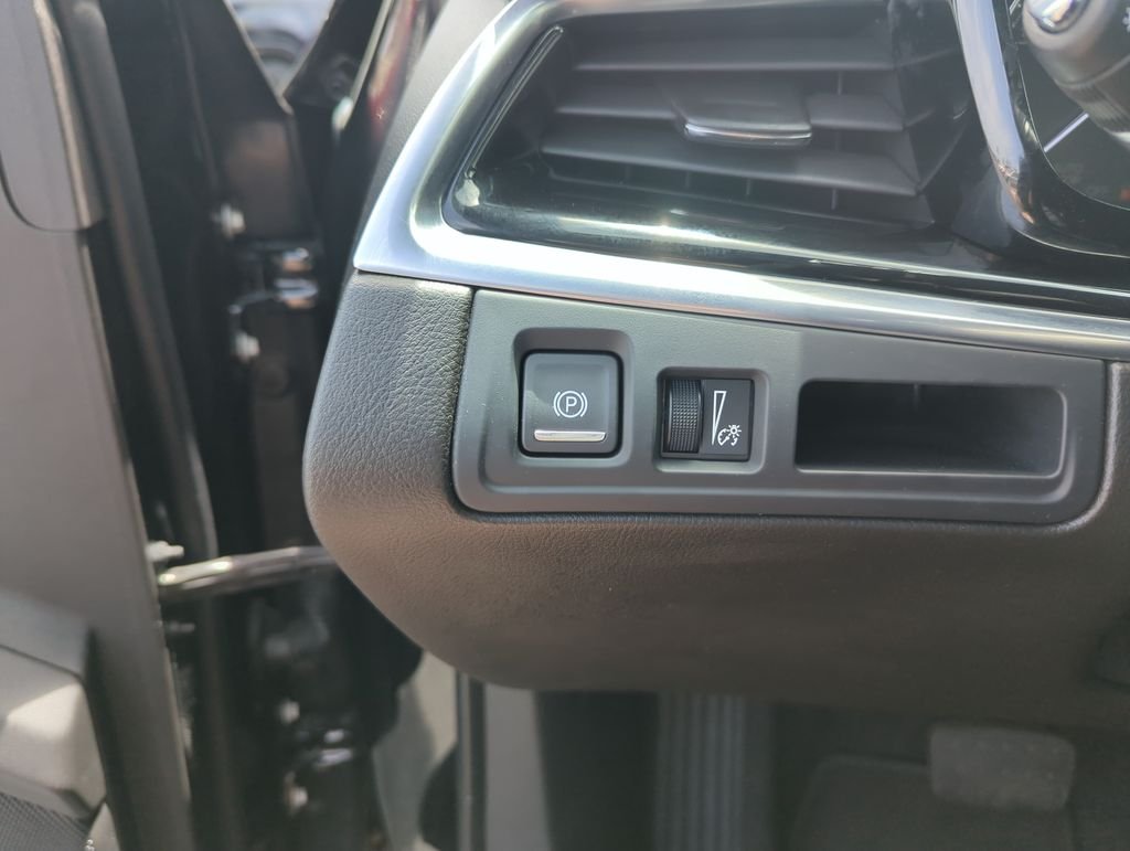 Used 2023 Black Cadillac Luxury image 19