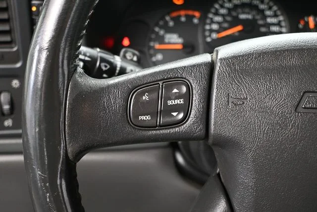 Used 2005 Blue Chevrolet LS image 26