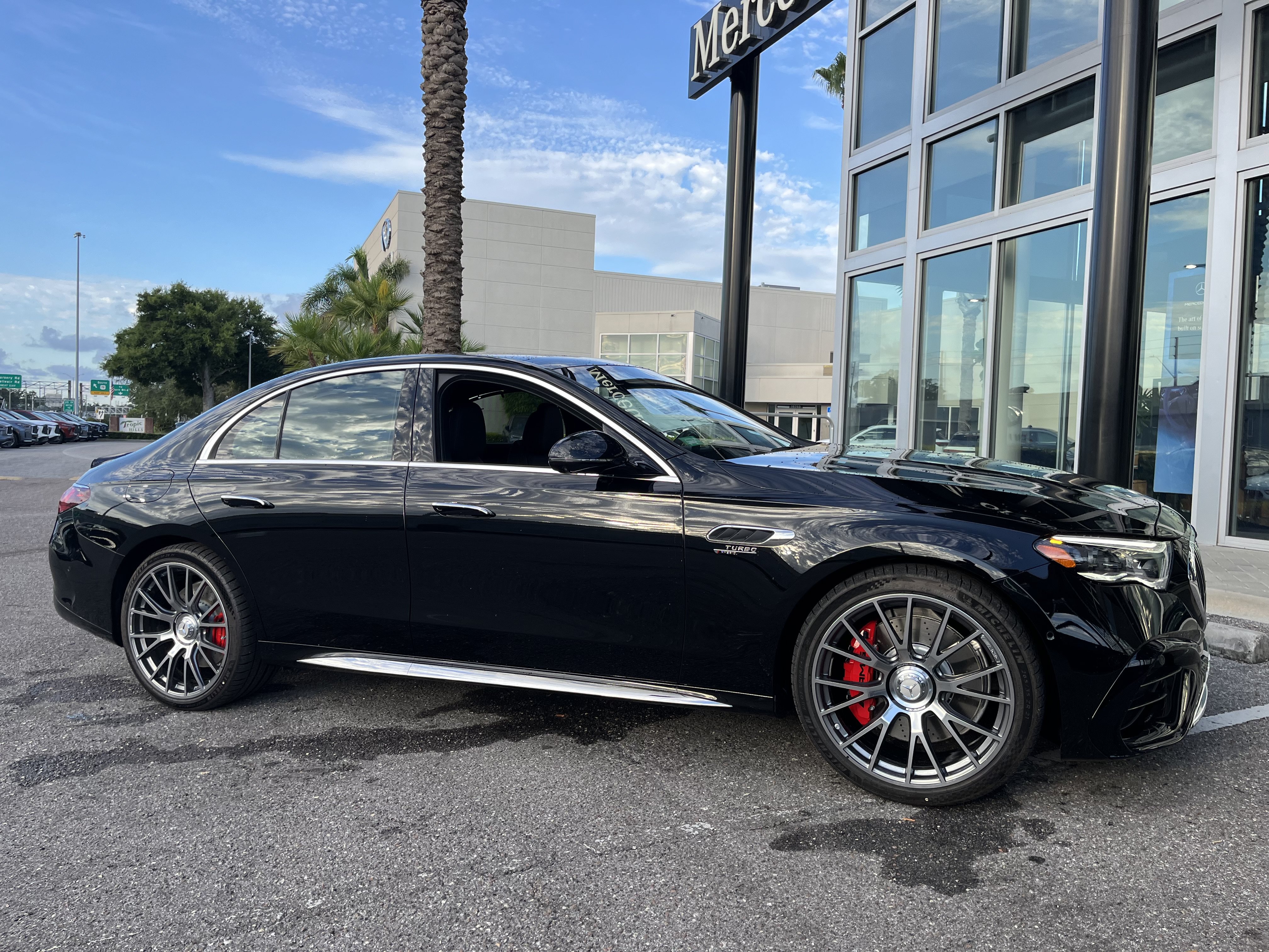 New 2026 Obsidian Black Metallic Mercedes-Benz AMG® E 53 E image 9