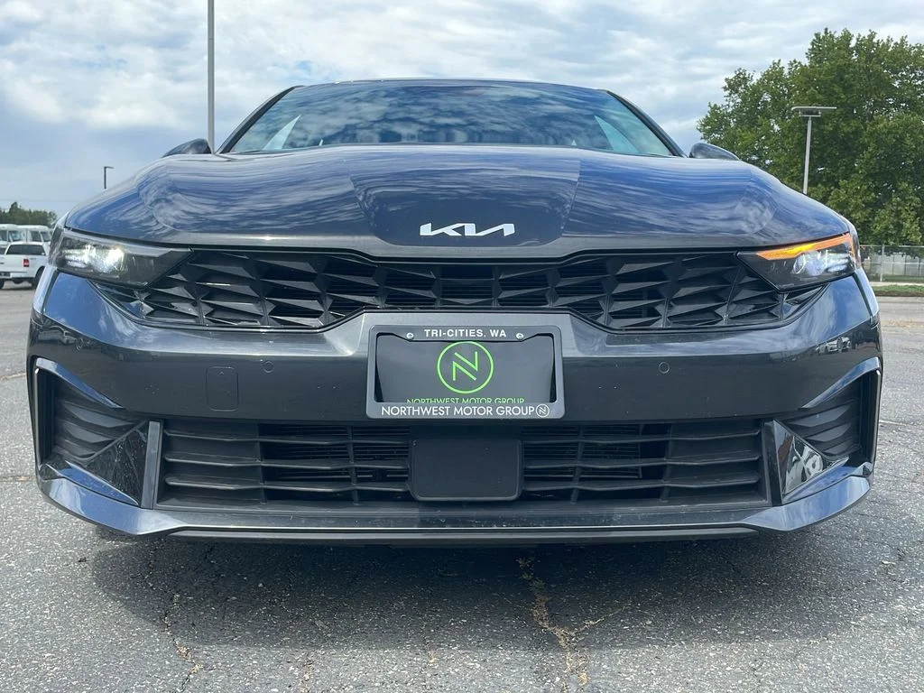 2025 Kia K5 LXS - Photo 25