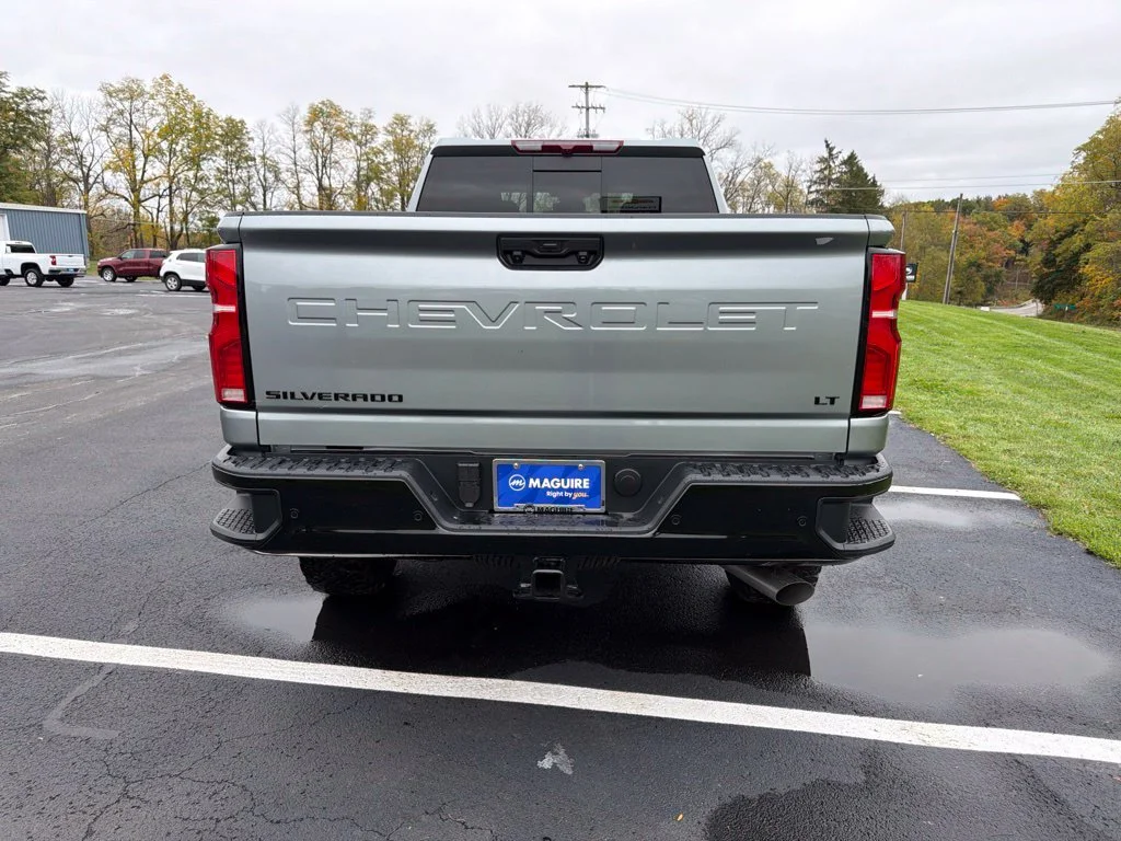 New 2026 Gray Chevrolet LT image 4