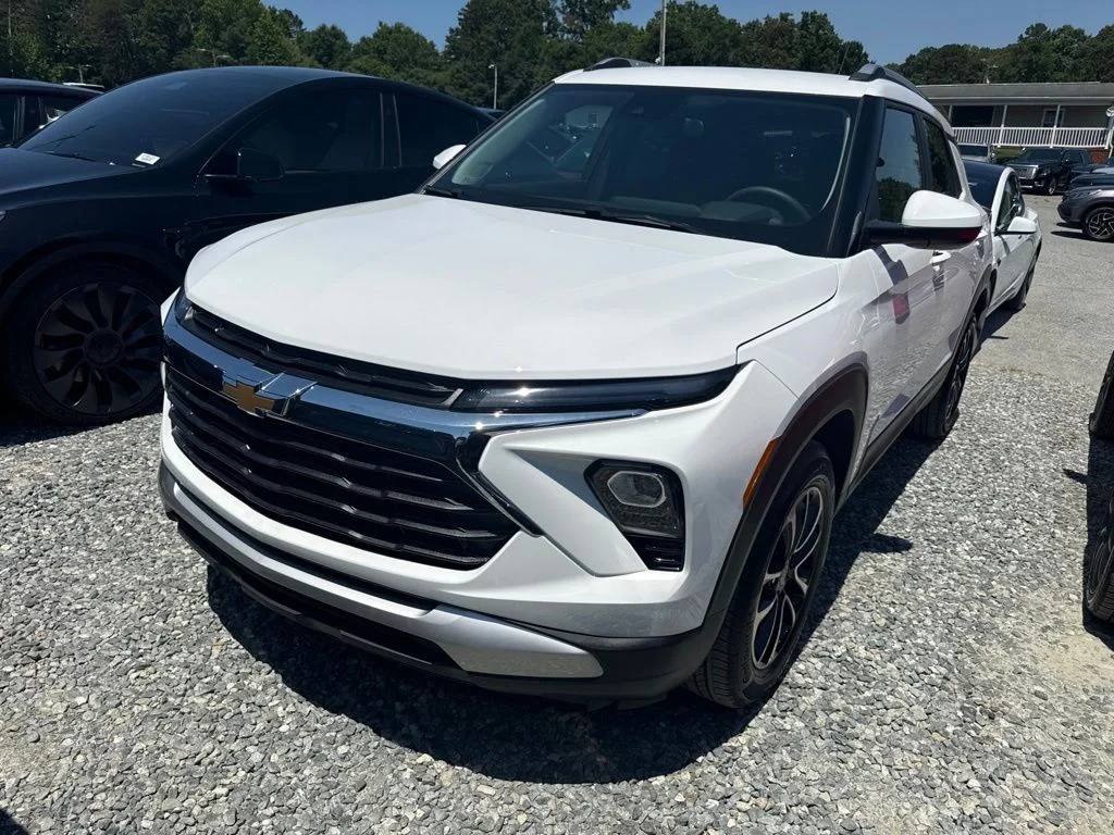 Used 2026 White Chevrolet LT image 1