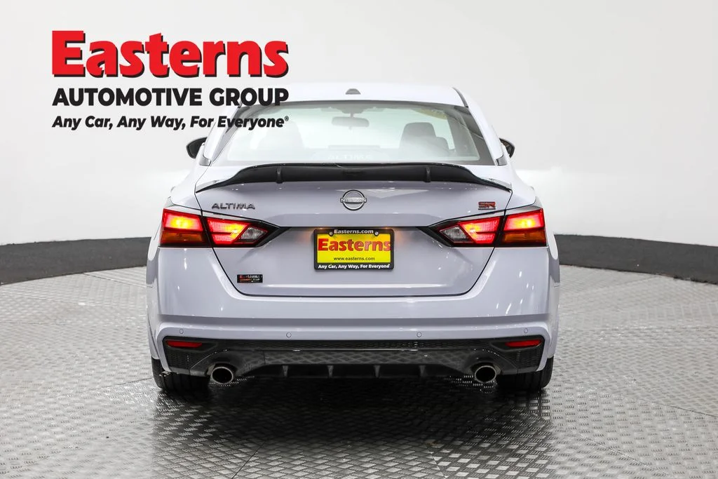 Used 2024 Gray Nissan 2.5 SR image 6