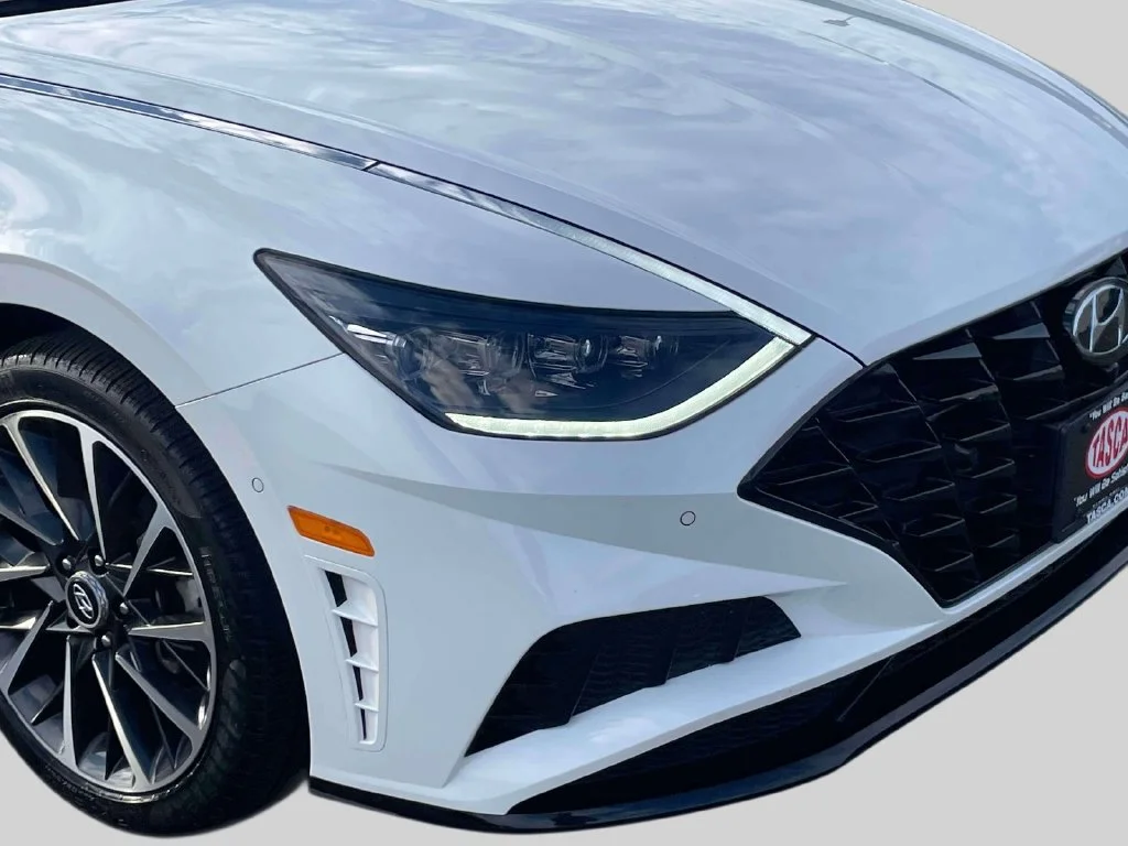 Certified Used 2023 White Hyundai Limited image 10