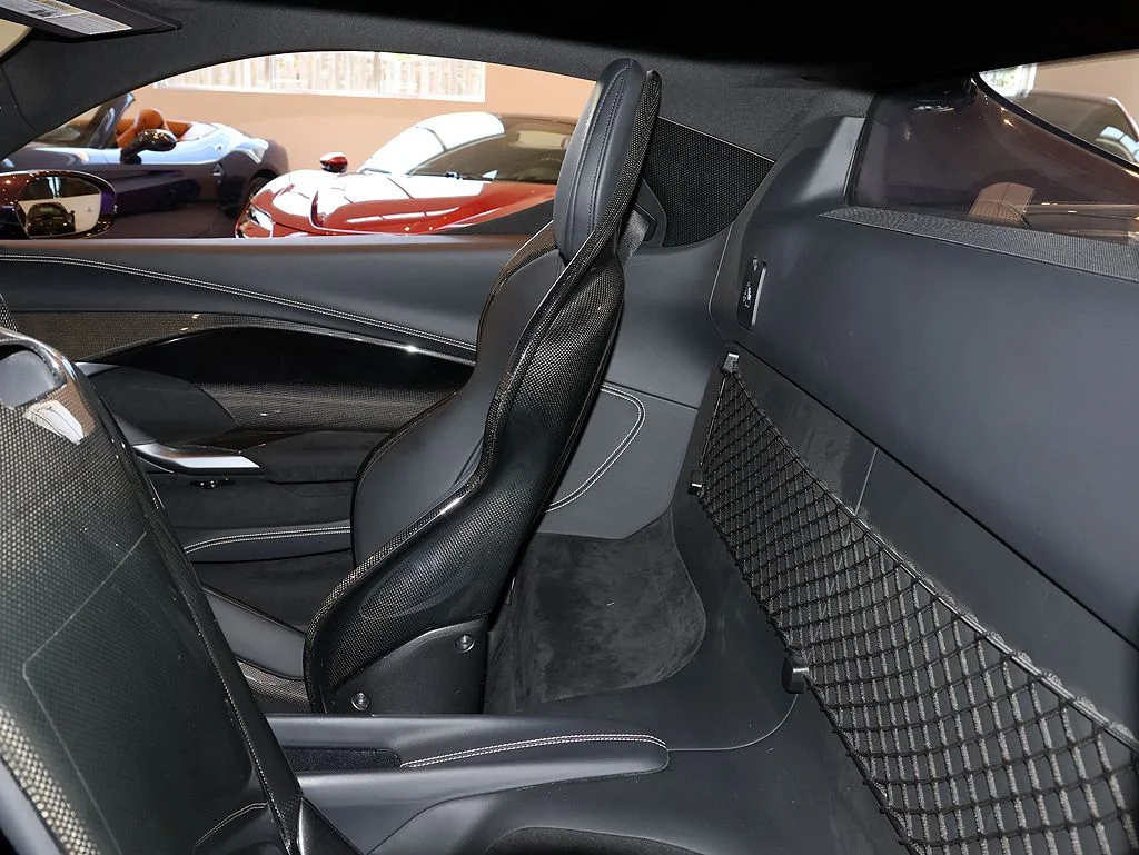 Certified Used 2025 Viola Hong Kong Ferrari  image 68