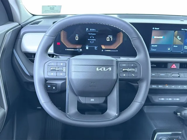 New 2027 ICEBERG GREEN Kia LX image 13