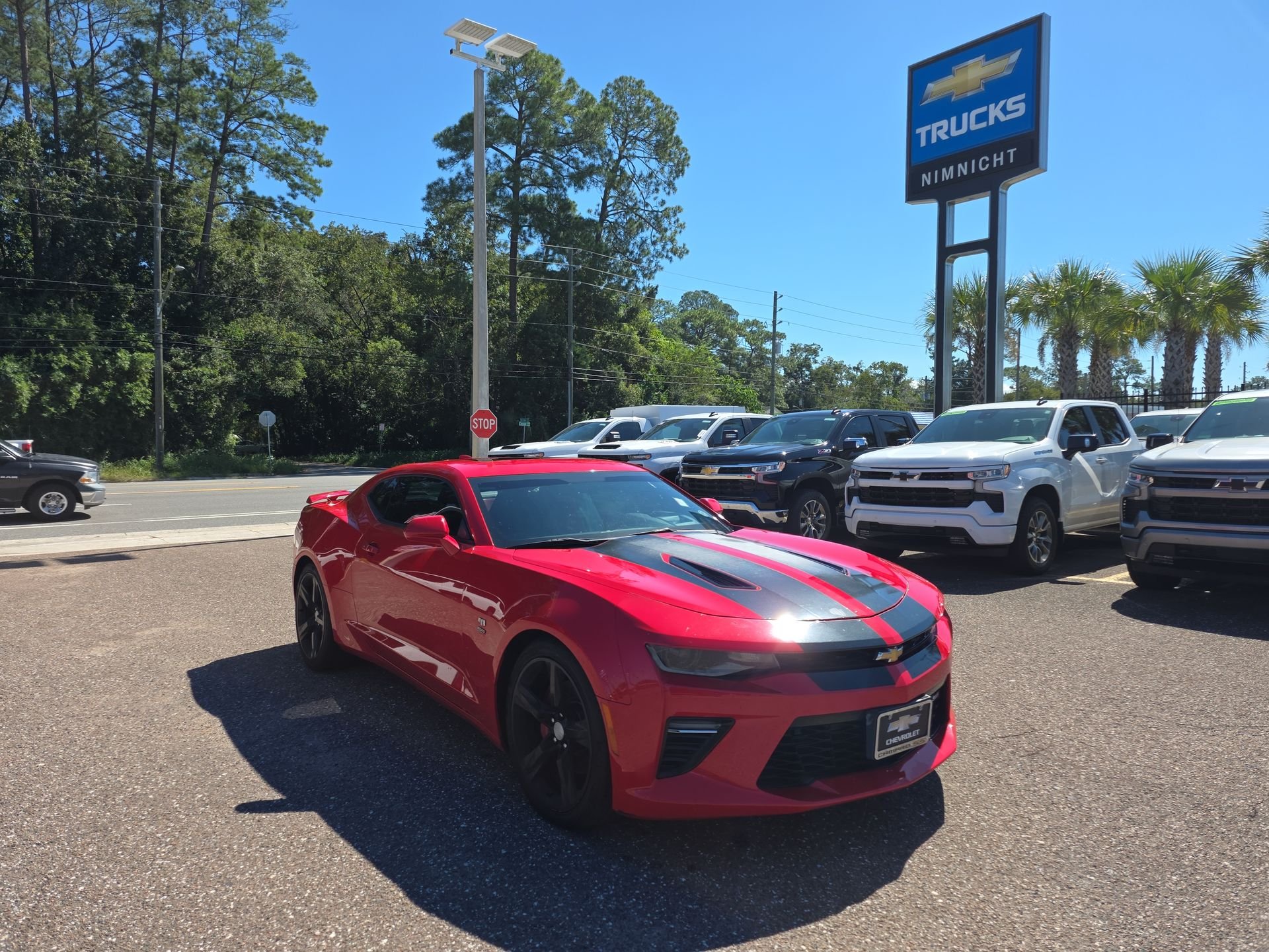 Used 2016 RED HOT Chevrolet 2SS image 2