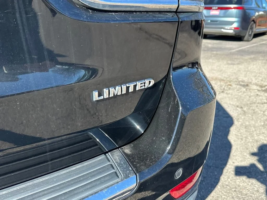 Used 2021 Black Jeep Limited image 10