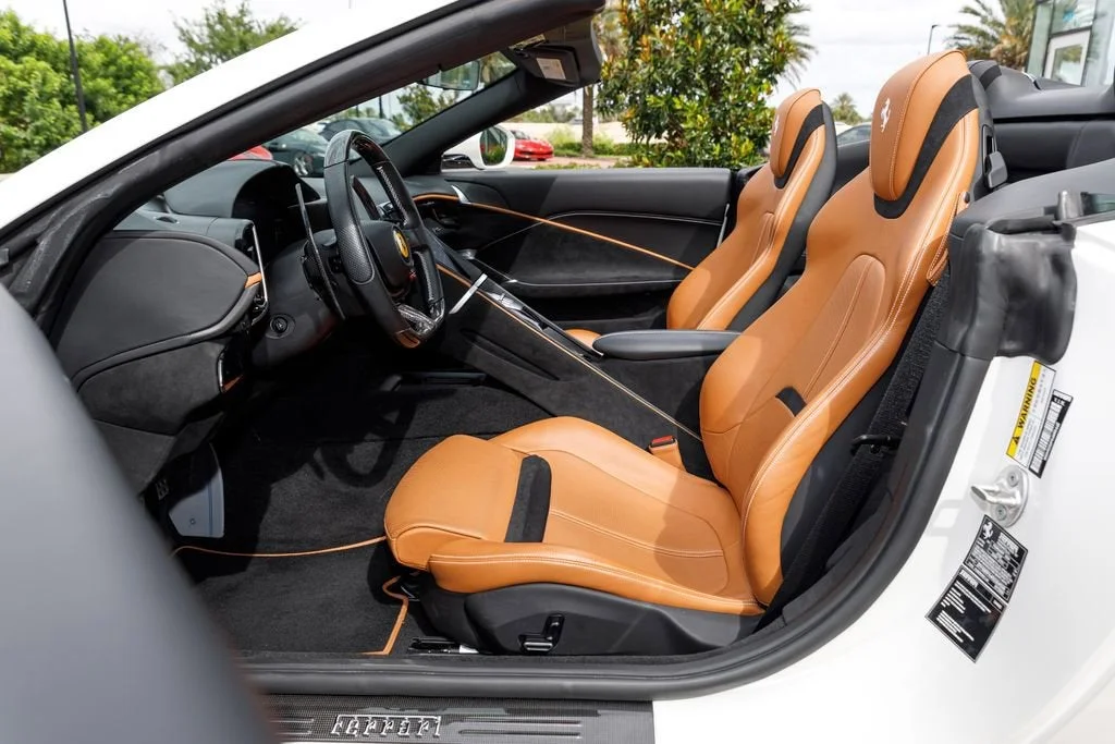 Used 2024 Bianco Italia Ferrari Spider image 27