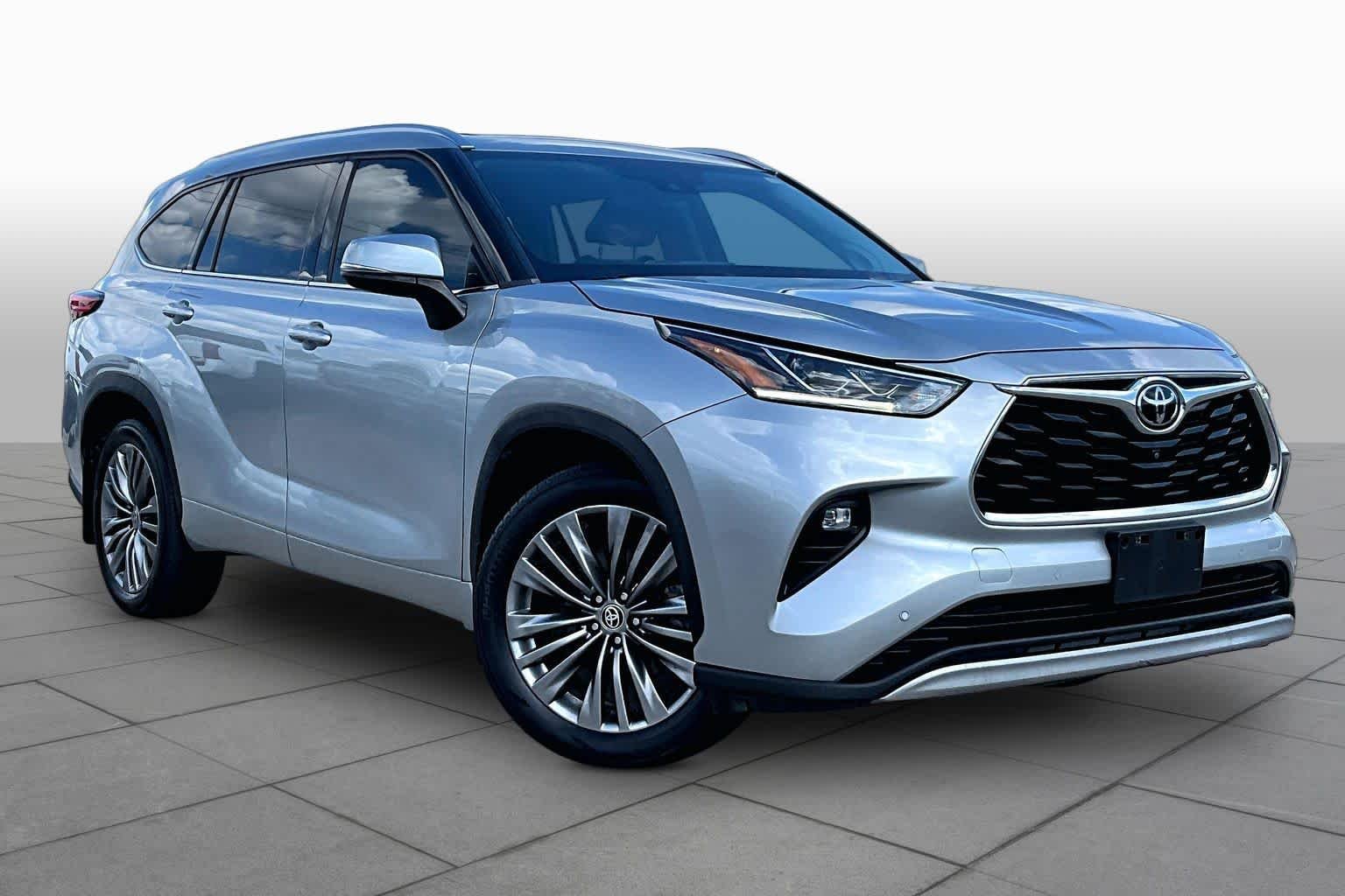 Used 2021 Celestial Silver Metallic Toyota Platinum image 3