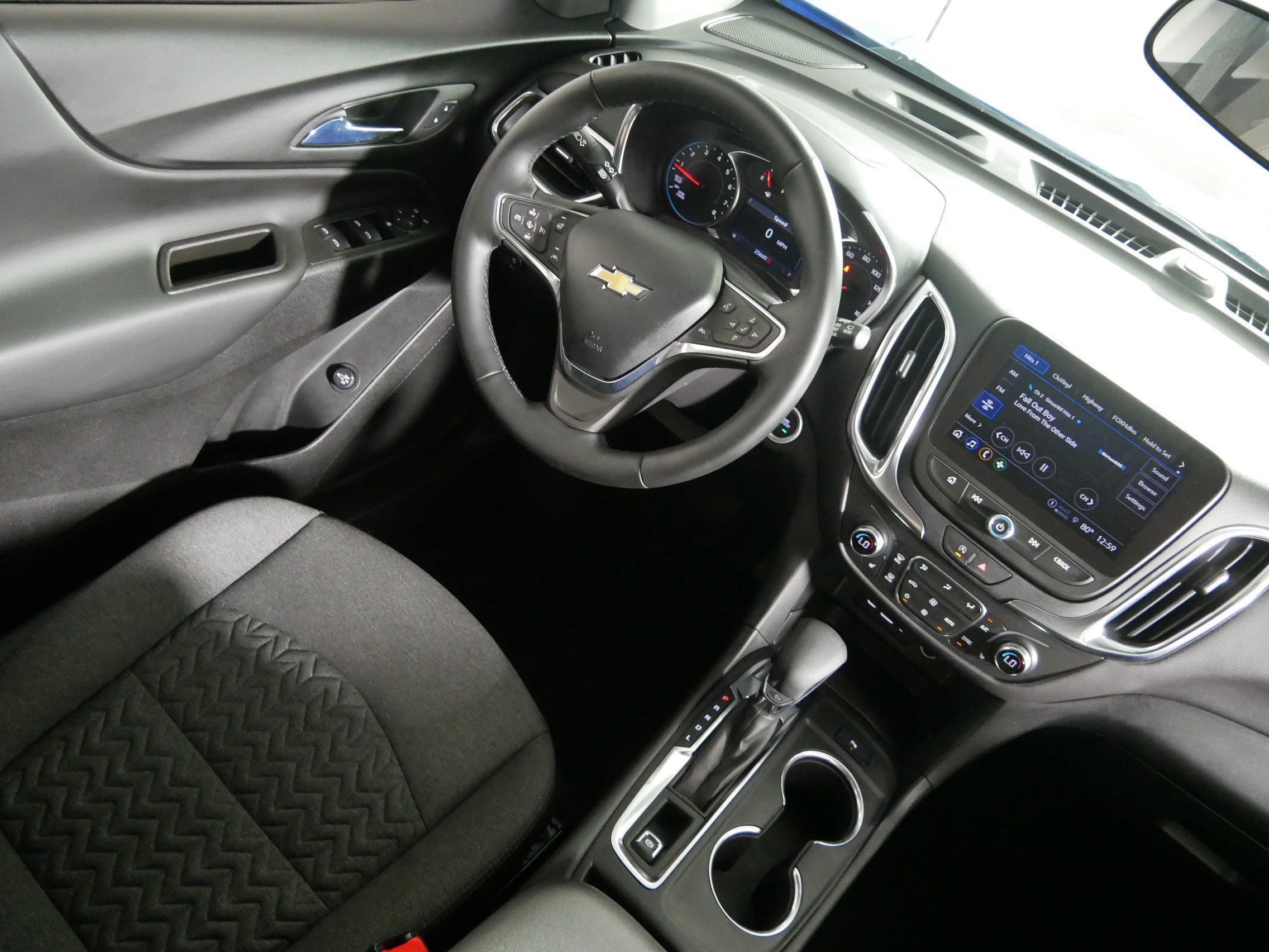 Used 2024 Riptide Blue Metallic Chevrolet LT image 9
