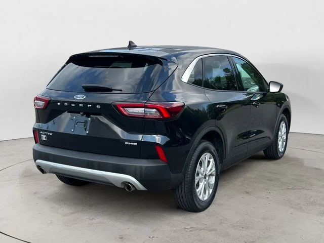 Used 2024 Black Ford Active image 5