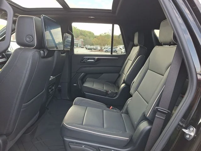 New 2026 Black Chevrolet Premier image 8