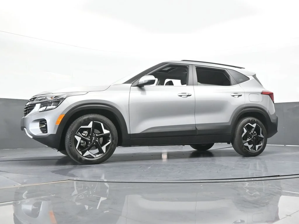 Used 2025 Steel Gray Kia EX image 53