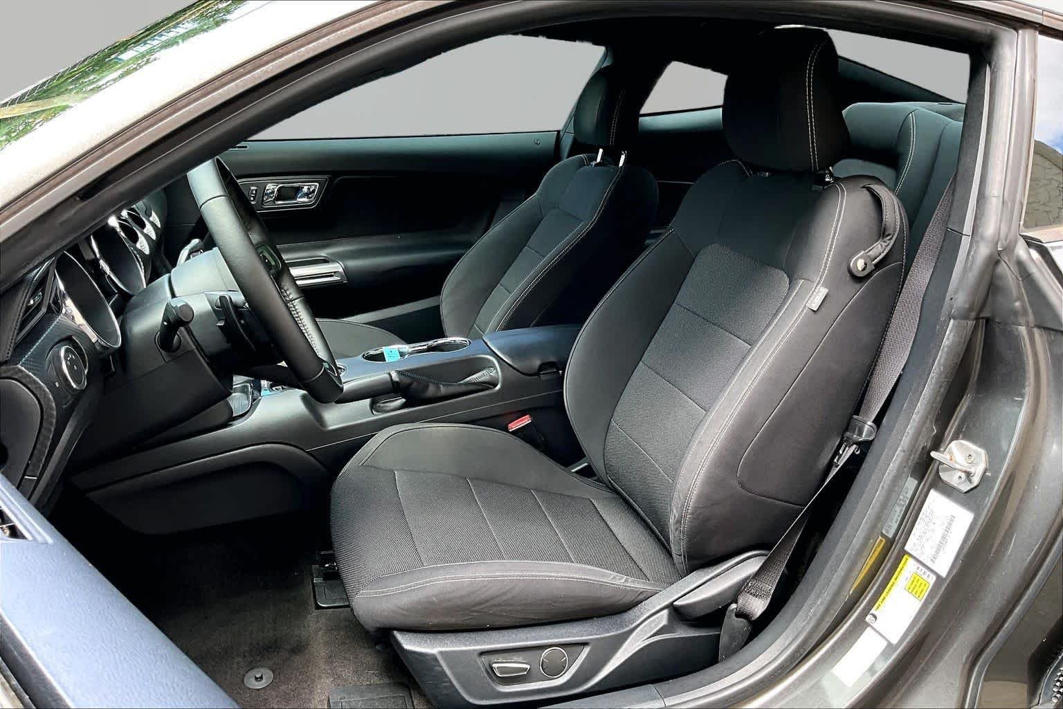 Used 2015 Magnetic Ford V6 image 8