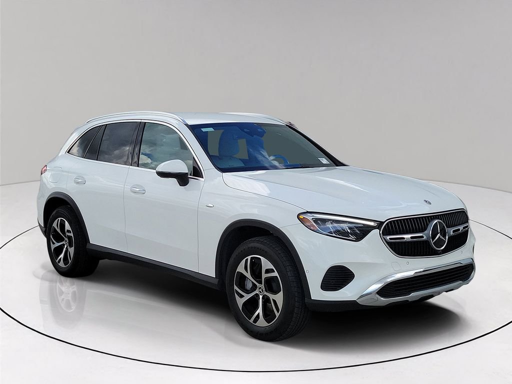 2025 Mercedes-Benz GLC