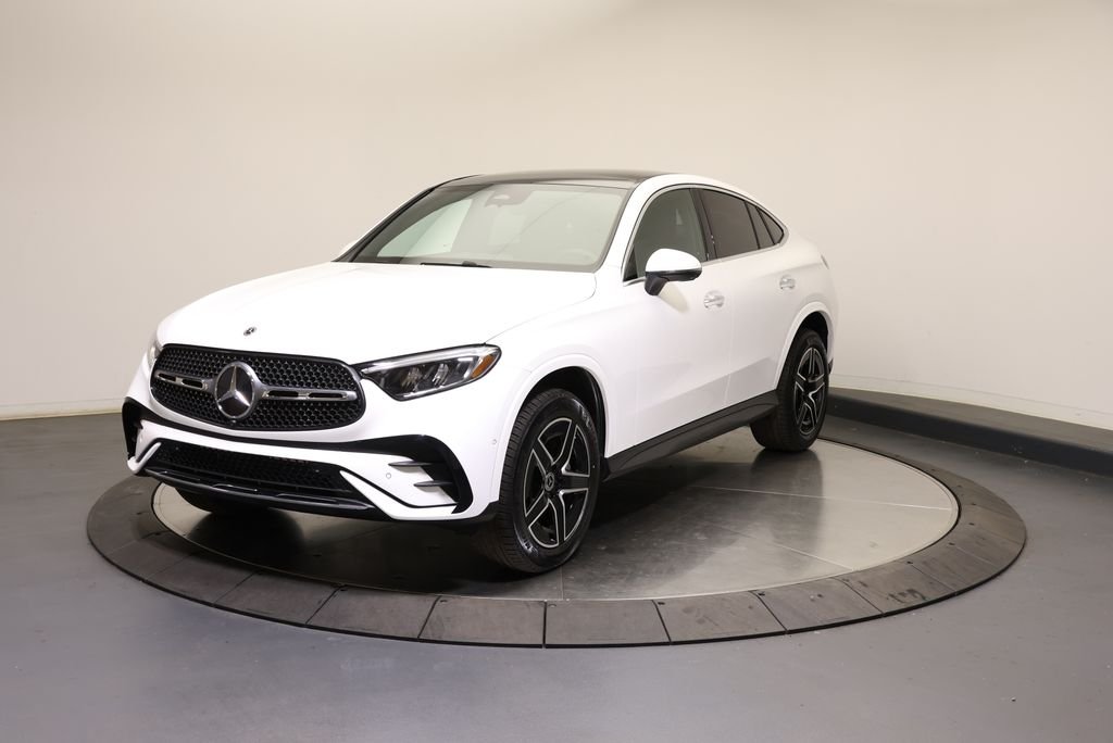 New 2026 Polar White Mercedes-Benz GLC 300 Coupe image 3