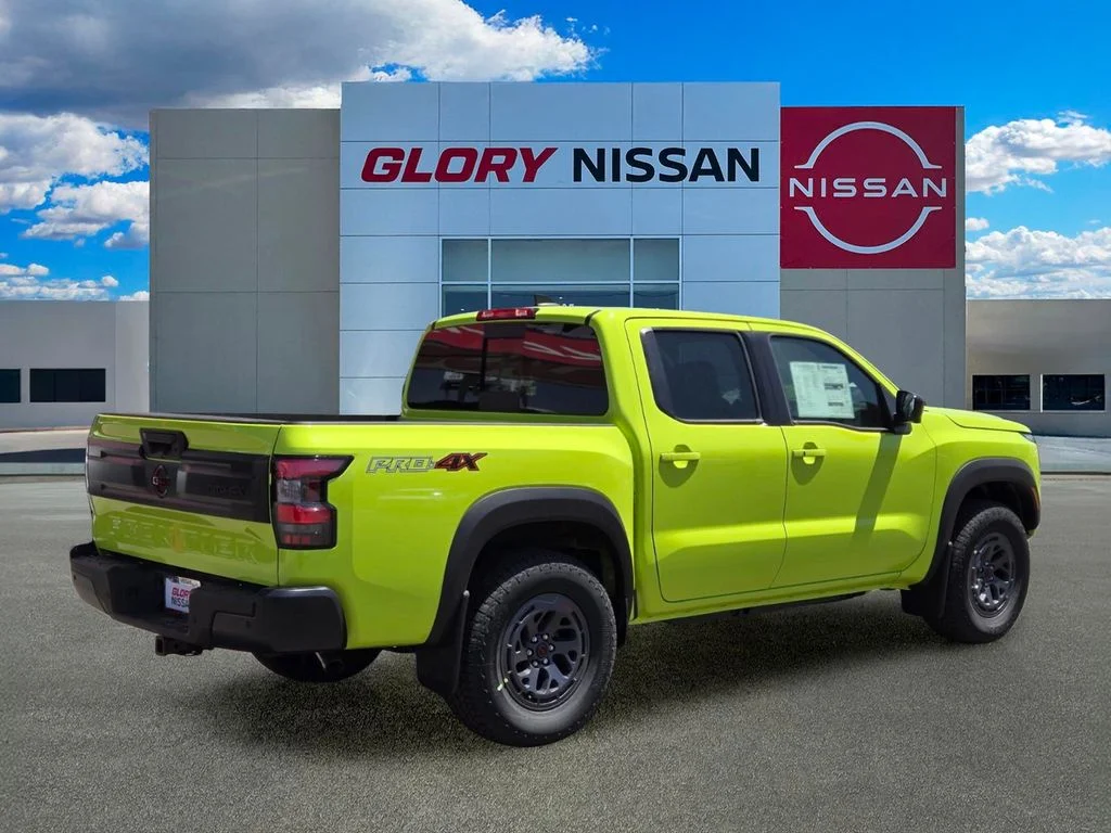 New 2026 Citrus Strike Nissan Crew Cab PRO-4X® image 3
