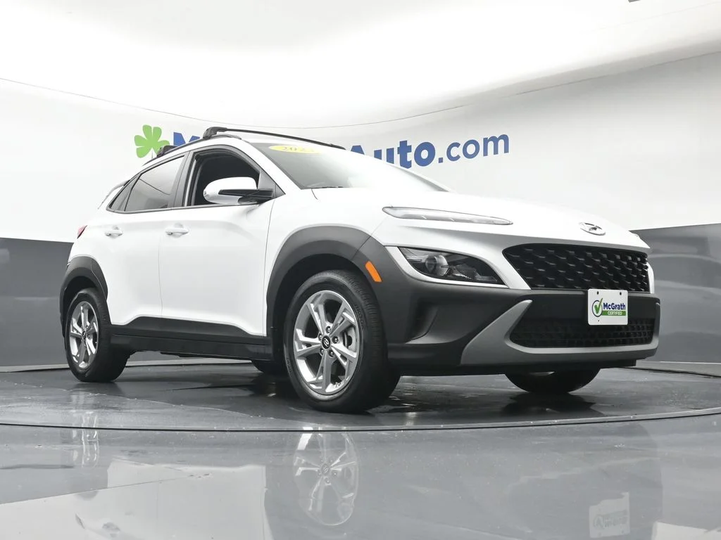 Certified Used 2023 White Hyundai SEL image 27