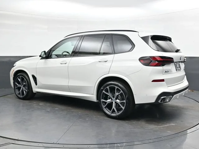 Used 2026 White BMW xDrive40i image 7