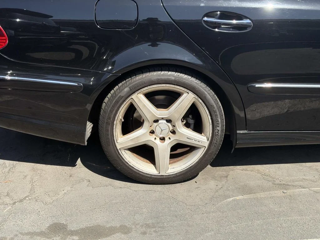Used 2009 Black Mercedes-Benz Sport 3.5L image 8