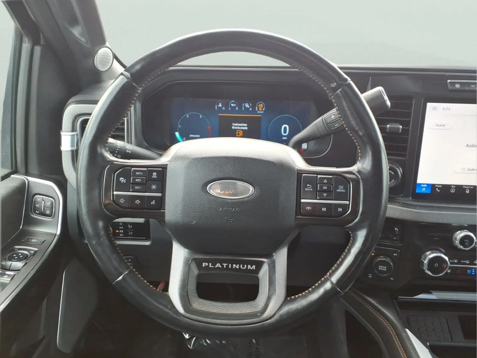 Used 2024 Star White Metallic Tri-Coat Ford Platinum image 19