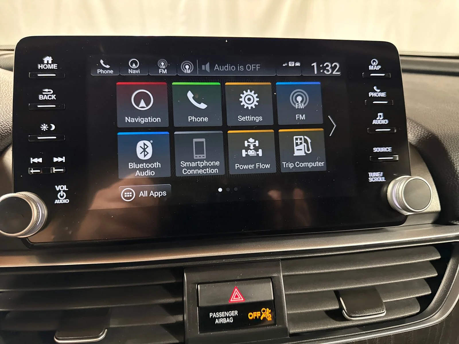 2020 Honda Accord Hybrid Touring - Photo 16