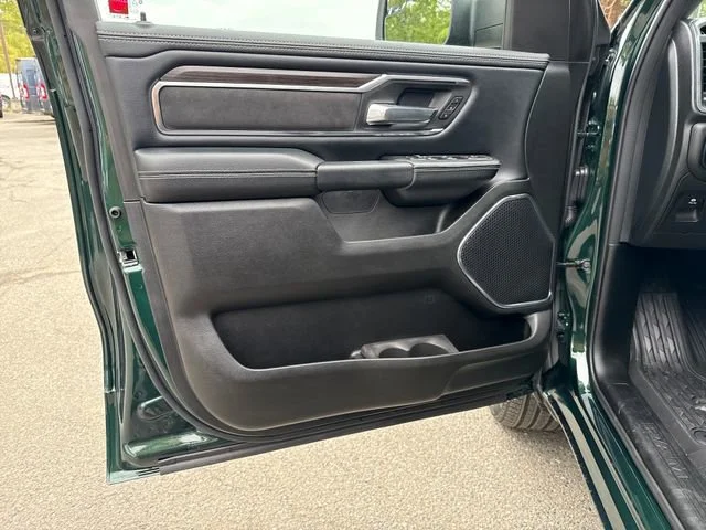 New 2026 Serrano-Green Metallic Exterior Paint RAM Laramie image 15