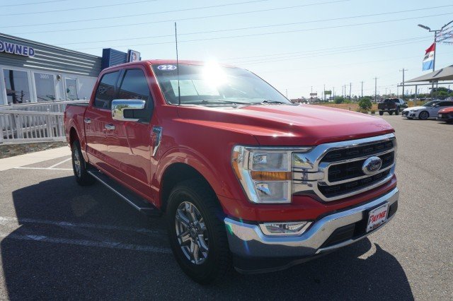 Used 2022 Race Red Ford XLT image 3