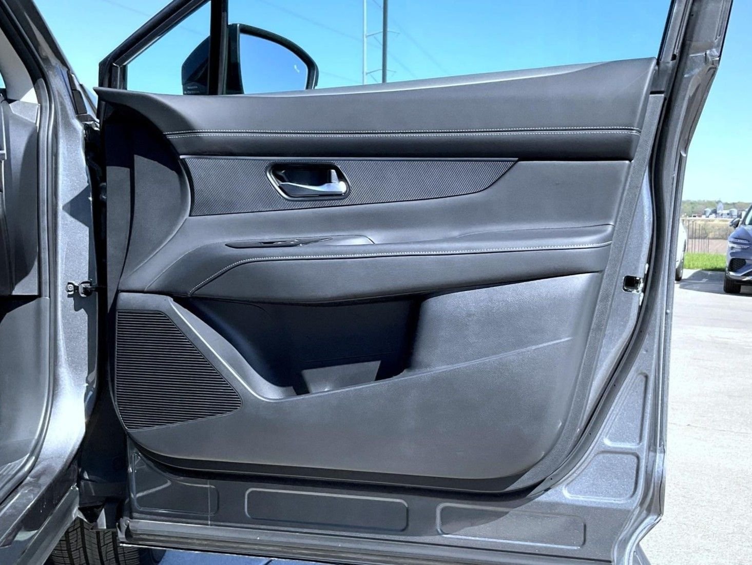 2025 Nissan Murano SV - Photo 17