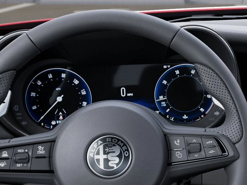 New 2025 Alfa Rosso (Red) Exterior Paint Alfa Romeo Base image 18