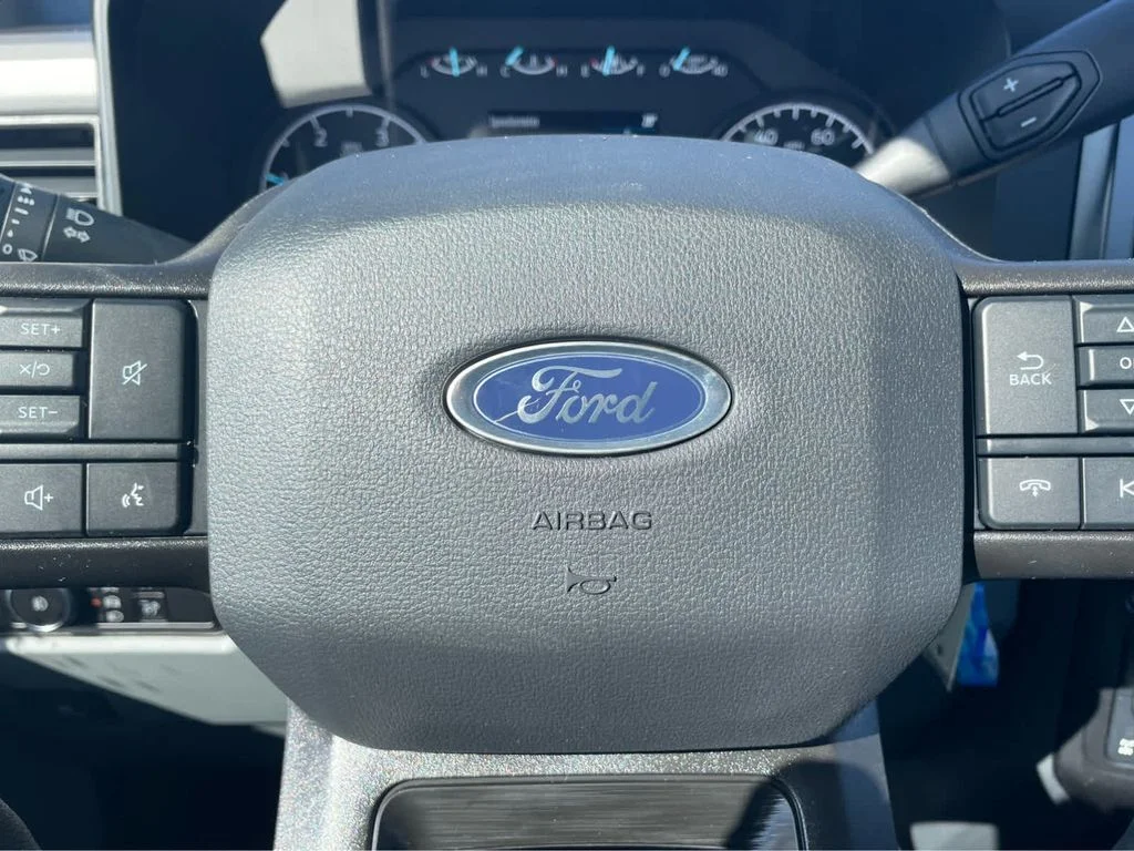 New 2026 Agate Black Metallic Ford F-250® XL image 17